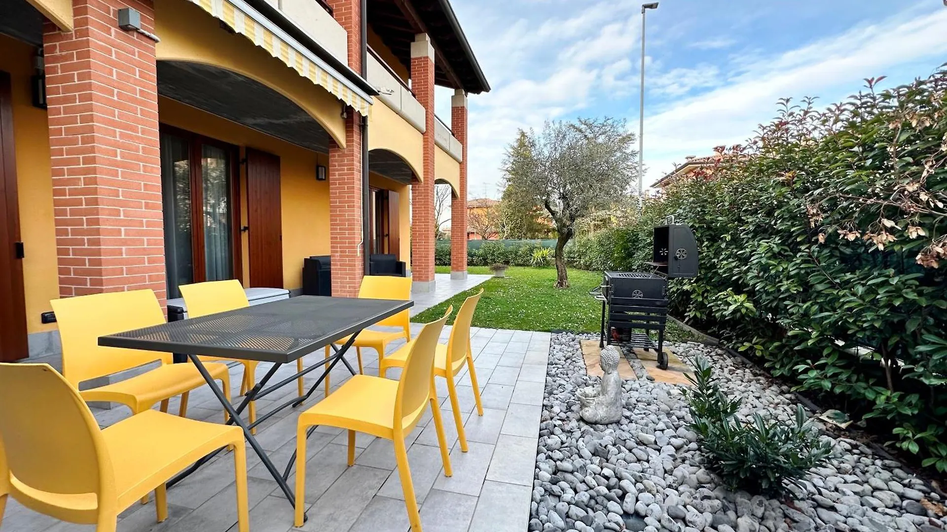 Lugana Gartenheim Sirmione 0*,